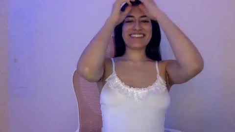 Snapshot of vibingwithchloe chatting on 09-23-25, 09:23 chloe online show from 09-23-25, 09:23