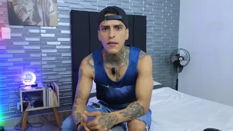 Snapshot of vicctorzc chatting on 01-24-25, 08:43 Victor cardenas online show from 01-24-25, 08:43