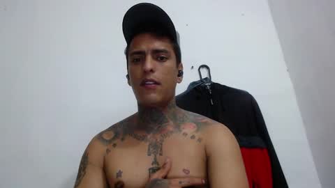 Snapshot of vicctorzc chatting on 01-09-26, 03:15 Victor cardenas online show from 01-09-26, 03:15