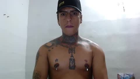 Snapshot of vicctorzc chatting on 02-13-26, 07:10 Victor cardenas online show from 02-13-26, 07:10