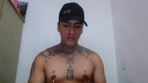 Snapshot of vicctorzc chatting on 04-04-26, 08:17 Victor cardenas online show from 04-04-26, 08:17