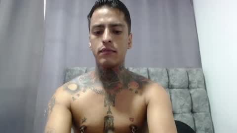 Snapshot of vicctorzc chatting on 07-08-26, 06:23 Victor cardenas online show from 07-08-26, 06:23