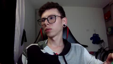 Vicent Brais online show from 12-13-24, 05:38