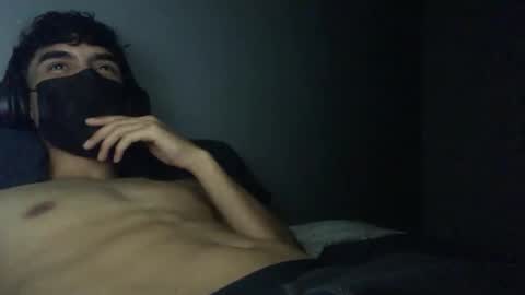 Snapshot of vicente24milf chatting on 10-29-25, 02:03 vicente online show from 10-29-25, 02:03