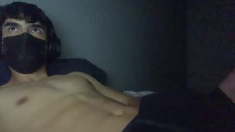 Snapshot of vicente24milf chatting on 10-31-25, 07:09 vicente online show from 10-31-25, 07:09