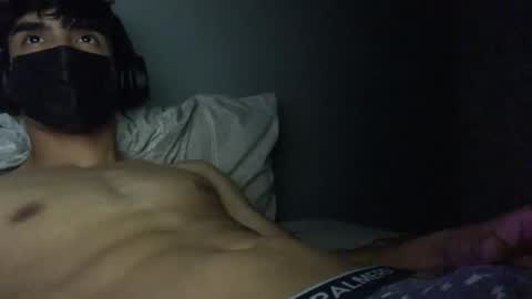 Snapshot of vicente24milf chatting on 11-18-25, 12:05 vicente online show from 11-18-25, 12:05