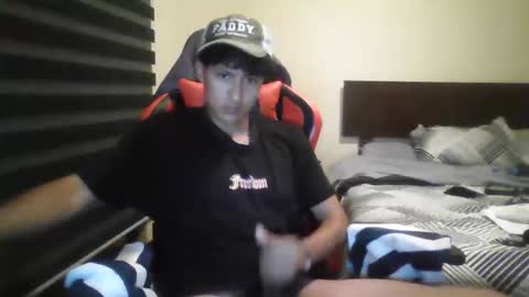 Snapshot of vichoo_75 chatting on 03-31-26, 12:12 vichoo_75 online show from 03-31-26, 12:12