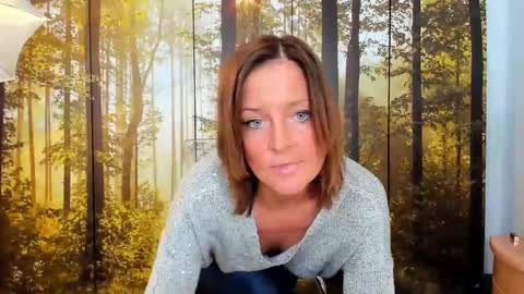 Snapshot of viciousqueen chatting on 02-25-25, 01:28 ViciousQueenu can call me Laura online show from 02-25-25, 01:28