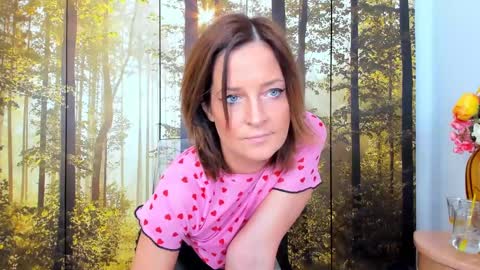 Snapshot of viciousqueen chatting on 02-28-25, 07:14 ViciousQueenu can call me Laura online show from 02-28-25, 07:14