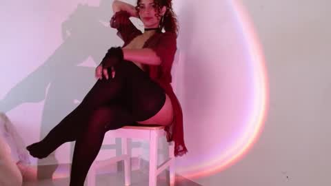 Vicky  online show from 01-18-25, 05:59