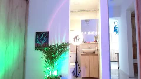 Vicky  online show from 02-02-25, 08:51