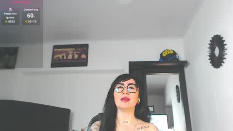 Vicky  online show from 04-02-26, 08:34