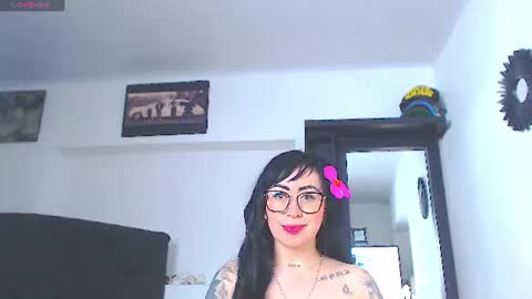 Vicky  online show from 06-25-26, 11:04