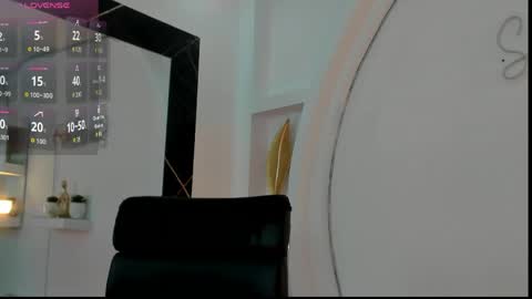 vicky_hottman online show from 04-12-26, 02:22