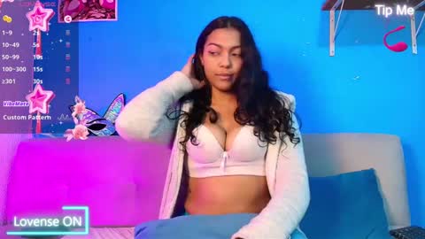 Snapshot of vicky_miller_05 chatting on 02-24-25, 06:15 vicky_miller_05 online show from 02-24-25, 06:15