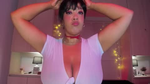 Snapshot of vicky_ruiz chatting on 02-04-26, 12:00 V I C K Y online show from 02-04-26, 12:00