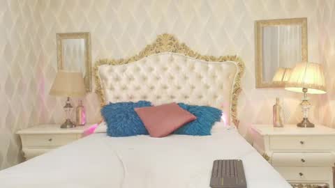 Snapshot of vicky_sky_ chatting on 05-12-26, 11:40 vicky_sky_ online show from 05-12-26, 11:40