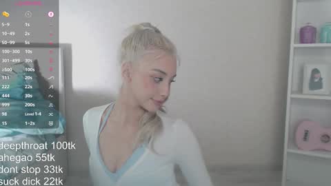 vickyfuckingdoll online show from 12-15-25, 01:32