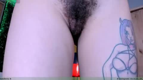 Snapshot of vickyjackson_ chatting on 07-08-26, 12:48 Victoria online show from 07-08-26, 12:48