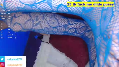 Snapshot of vickytera777 chatting on 02-14-25, 12:30 vickytera777 online show from 02-14-25, 12:30