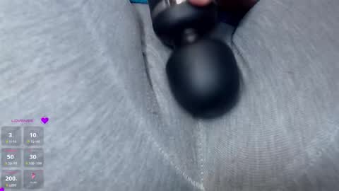 Snapshot of vickytera777 chatting on 11-29-25, 12:46 vickytera777 online show from 11-29-25, 12:46