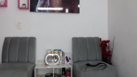 vickyxdany online show from 02-23-25, 05:39