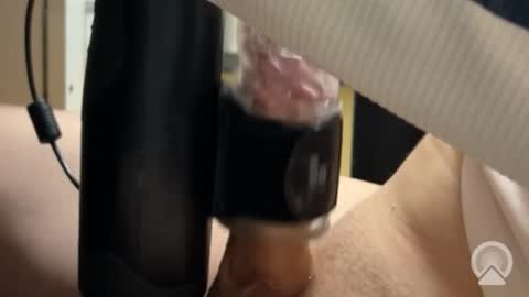 Snapshot of victoire84665212 chatting on 12-14-25, 04:23 victoire84665212 online show from 12-14-25, 04:23