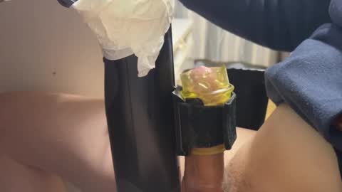 Snapshot of victoire84665212 chatting on 02-06-26, 07:17 victoire84665212 online show from 02-06-26, 07:17