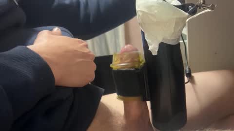 Snapshot of victoire84665212 chatting on 02-07-26, 05:05 victoire84665212 online show from 02-07-26, 05:05