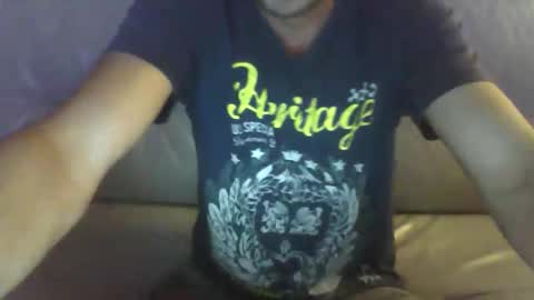 Snapshot of victor_1486 chatting on 09-19-25, 08:31 victor_1486 online show from 09-19-25, 08:31