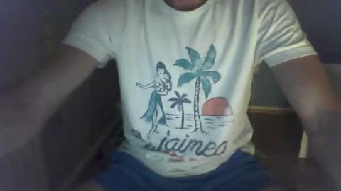 Snapshot of victor_1486 chatting on 10-11-25, 10:19 victor_1486 online show from 10-11-25, 10:19