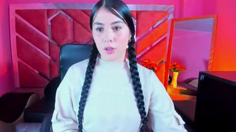 Snapshot of victoria_14_ chatting on 01-06-26, 05:11 Victoria online show from 01-06-26, 05:11