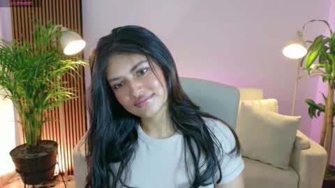 Snapshot of victoria___moon chatting on 02-19-26, 01:29 victoria online show from 02-19-26, 01:29