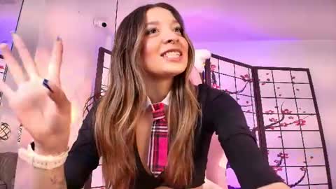  Victoria for you  online show from 07-16-26, 03:23