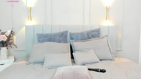 victoria  online show from 01-09-26, 07:15