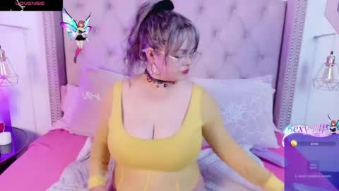 victoria_cherry_ online show from 05-12-26, 11:18