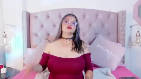 victoria_cherry_ online show from 05-25-26, 11:27