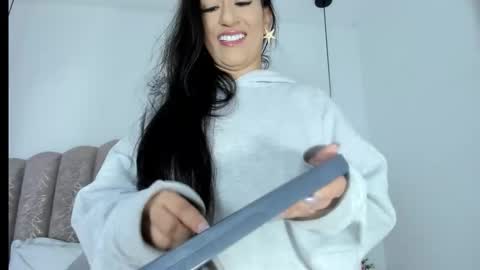 valentina online show from 10-05-25, 11:41