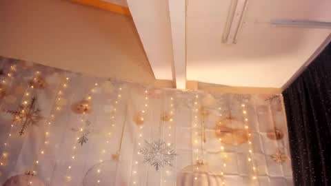 Snapshot of victoria_dior chatting on 01-28-25, 09:40 diorvictoria9 online show from 01-28-25, 09:40