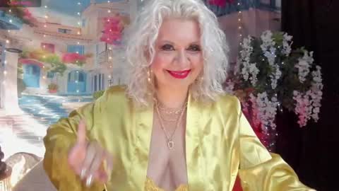 Snapshot of victoria_dior chatting on 09-18-25, 05:59 diorvictoria9 online show from 09-18-25, 05:59