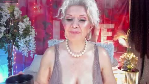 Snapshot of victoria_dior chatting on 01-14-26, 07:08 diorvictoria9 online show from 01-14-26, 07:08