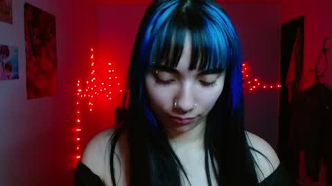 Snapshot of victoria_goddes chatting on 06-19-26, 07:01 victoria online show from 06-19-26, 07:01