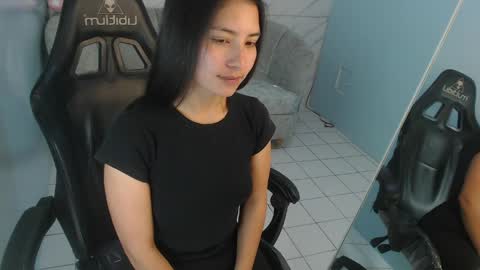 Victoria online show from 06-06-26, 01:27
