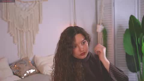 Snapshot of victoria_karma chatting on 09-23-25, 02:42 online show from 09-23-25, 02:42