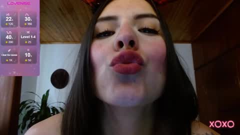 VICTORIA MARTELO online show from 12-23-24, 04:06