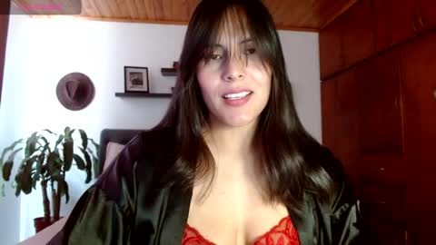 VICTORIA MARTELO online show from 05-13-26, 06:16