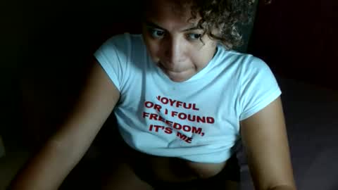 Snapshot of victoria_miler chatting on 06-05-26, 04:56 VICKY online show from 06-05-26, 04:56