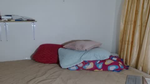 Snapshot of victoria_miler chatting on 07-30-26, 12:31 VICKY online show from 07-30-26, 12:31