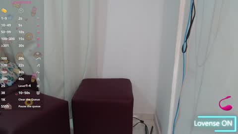 Snapshot of victoria_milf06 chatting on 01-09-25, 06:17 victoria online show from 01-09-25, 06:17