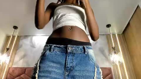 Vicky  online show from 06-25-26, 03:17
